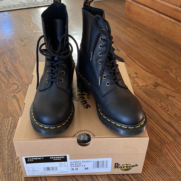 Doc Martens Clemency US 8 Ladies New with box - Picture 3 of 12